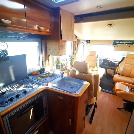 Rent A Blueclassics 's Campervan Autostar In Algarve Au Portugal 豪华帐篷