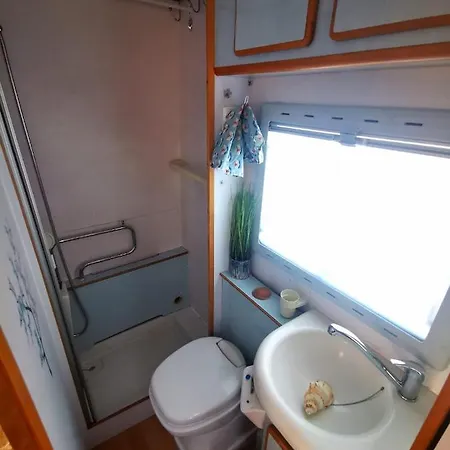 خيمة فخمة Rent A Blueclassics 's Campervan Autostar In Algarve Au Portugal